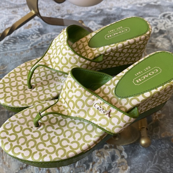 Coach sandals - Picture 12 of 17